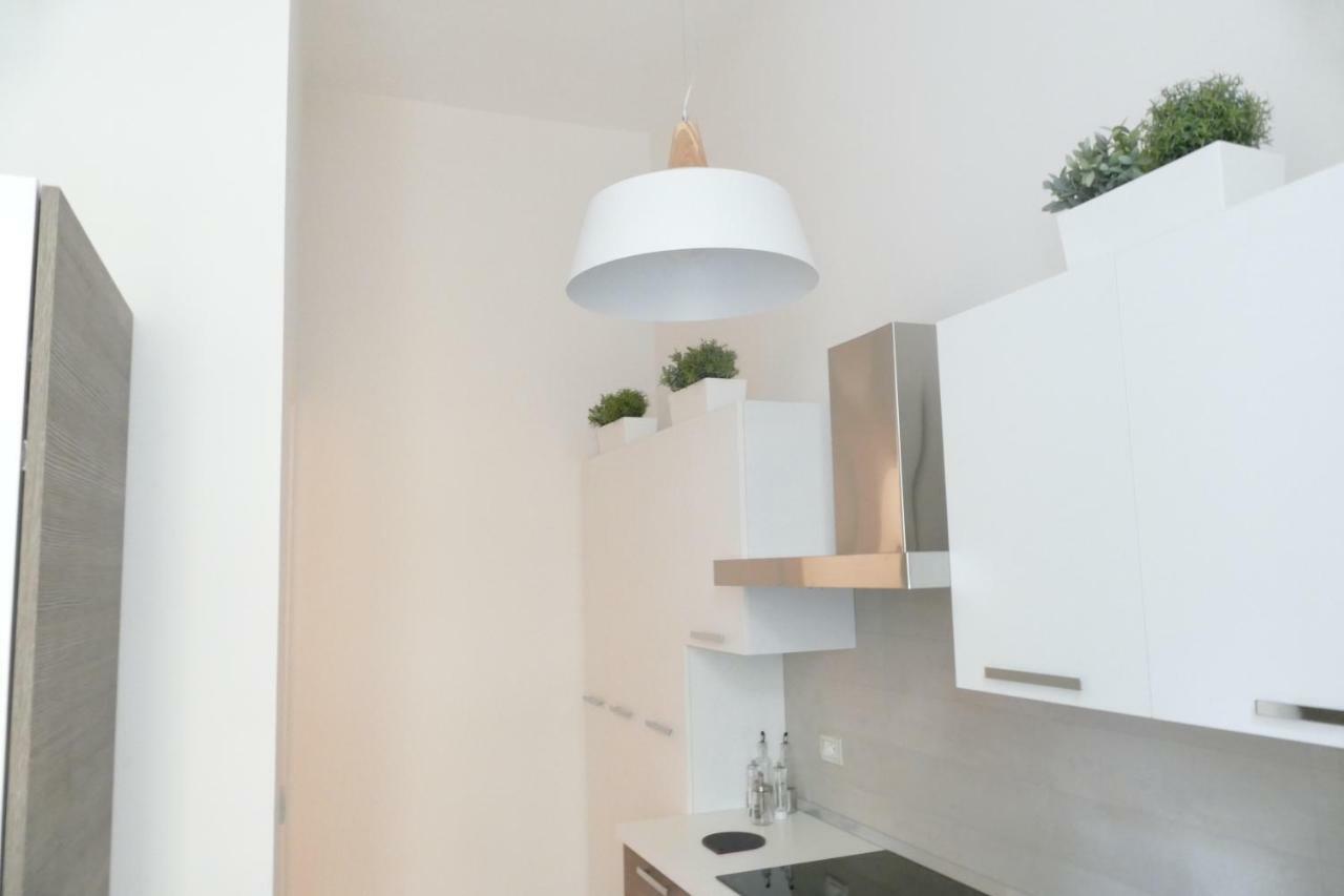 Luxury Manfredi Apartment Salerno Exteriör bild