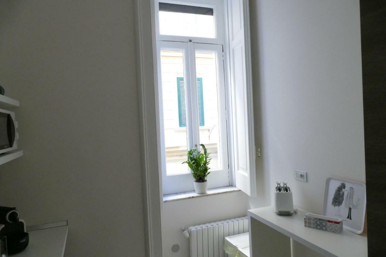 Luxury Manfredi Apartment Salerno Exteriör bild