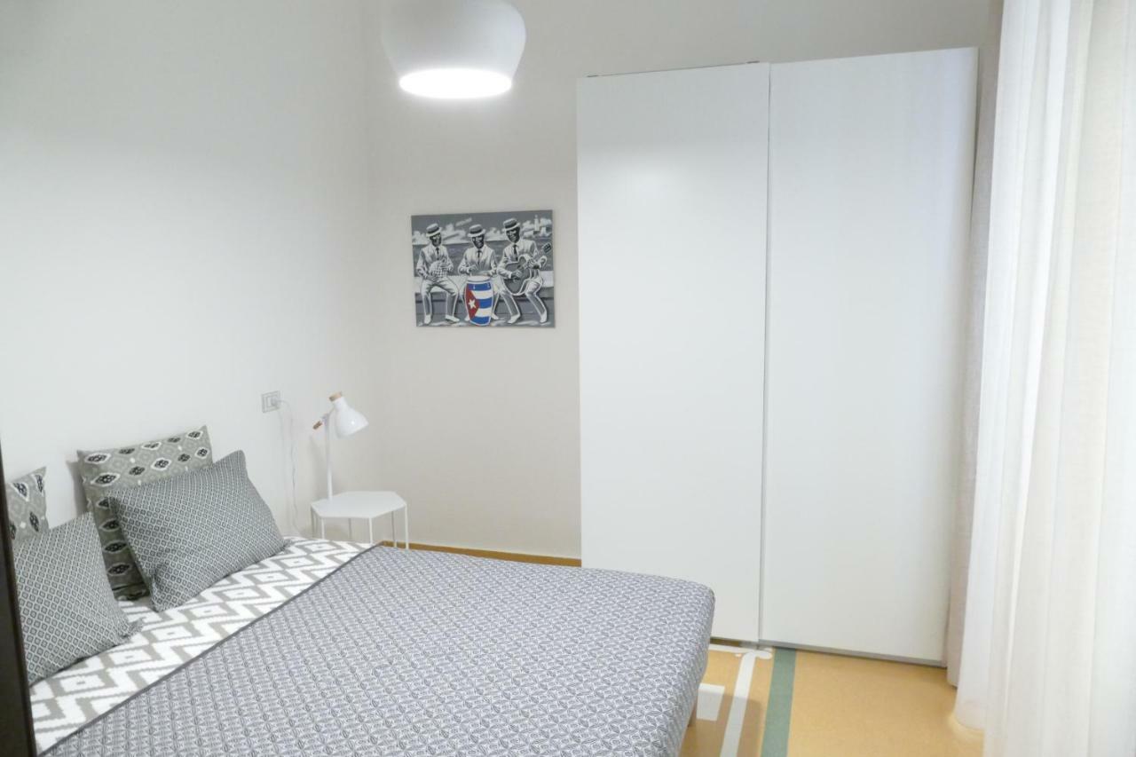 Luxury Manfredi Apartment Salerno Exteriör bild